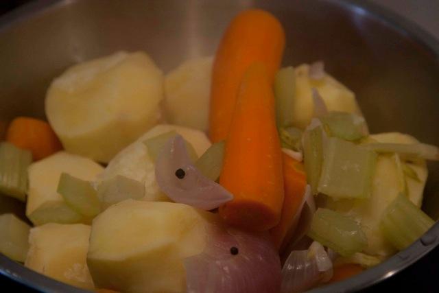 Λαχανικά για ψαρόσουπα με ροφό-βλάχο
